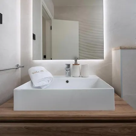 Σπίτι διακοπών Luxurioese Perla Mit Pool Und Jacuzzi Πόρετς
