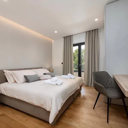 Nyaraló Luxurioese Perla Mit Pool Und Jacuzzi Poreč